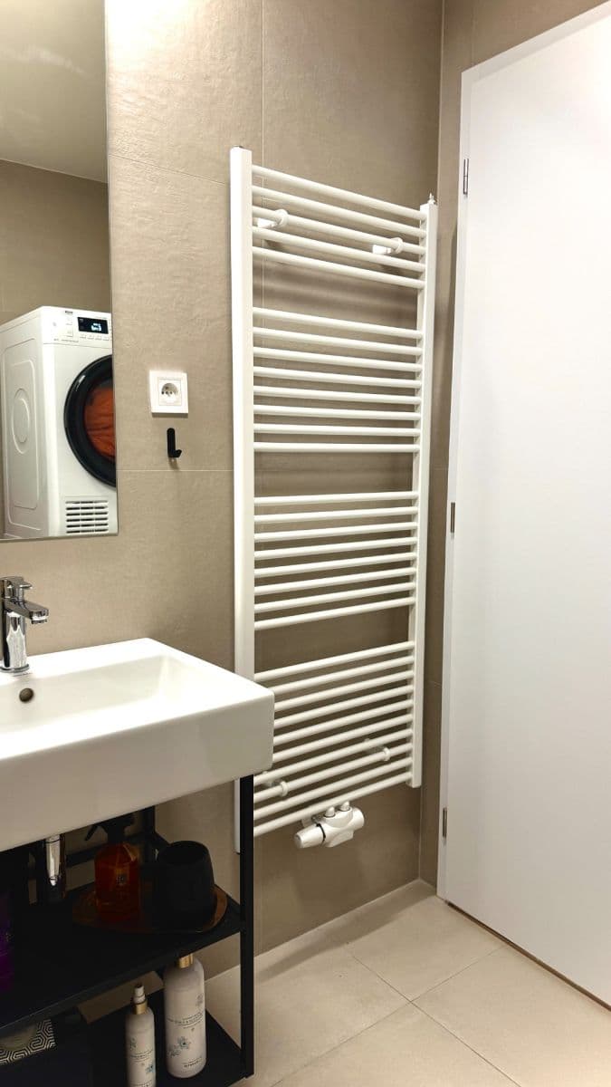 Studio flat to rent, 34 m², Kolbenova, Prague, Prague Studio flat to rent, 34 m², Kolbenova, Prague, Prague