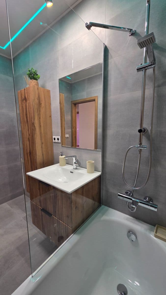 3 bedroom flat for sale, 65 m², Pražská sídl., Znojmo, Jihomoravský Region 3 bedroom flat for sale, 65 m², Pražská sídl., Znojmo, Jihomoravský Region