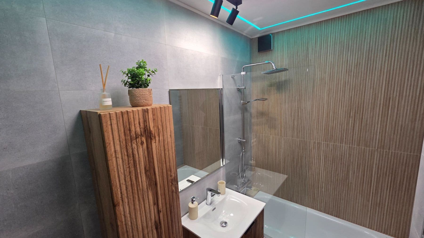 3 bedroom flat for sale, 65 m², Pražská sídl., Znojmo, Jihomoravský Region 3 bedroom flat for sale, 65 m², Pražská sídl., Znojmo, Jihomoravský Region