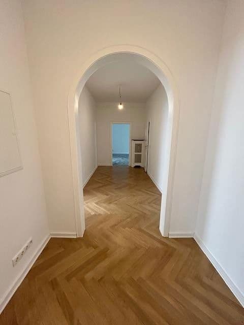 4 bedroom flat to rent, 165 m², Düsseldorf, North Rhine-Westphalia 4 bedroom flat to rent, 165 m², Düsseldorf, North Rhine-Westphalia