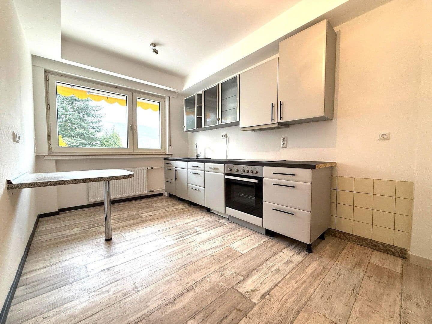 4 bedroom flat to rent, 100 m², Villbacher Str. 44, Bad Orb, Hesse 4 bedroom flat to rent, 100 m², Villbacher Str. 44, Bad Orb, Hesse