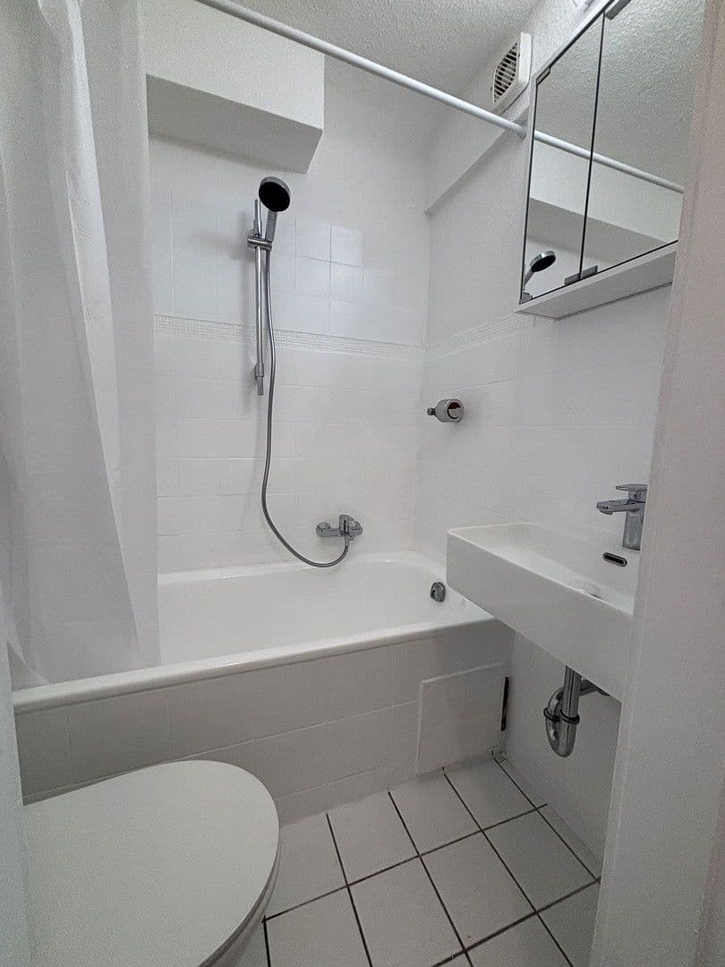 1 bedroom flat to rent, 25 m², Landhausstraße 46, Stuttgart, Baden-Württemberg 1 bedroom flat to rent, 25 m², Landhausstraße 46, Stuttgart, Baden-Württemberg