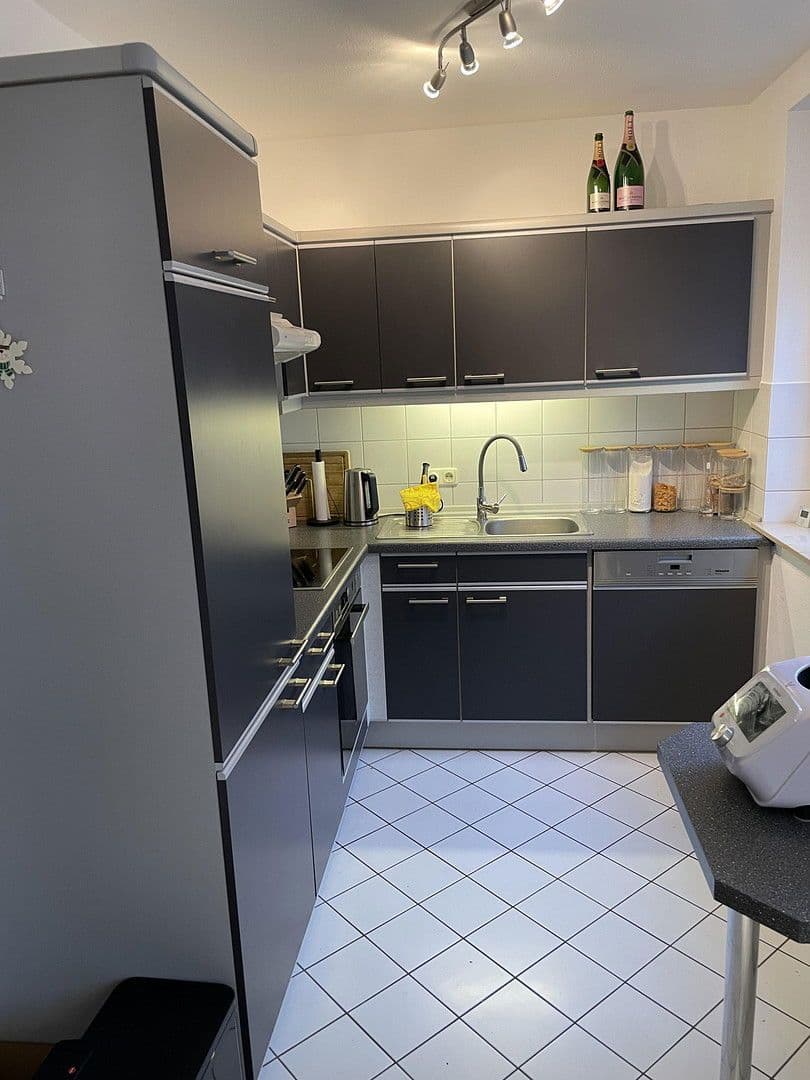 2 bedroom flat to rent, 66 m², Oestrich-Winkel, Hesse 2 bedroom flat to rent, 66 m², Oestrich-Winkel, Hesse