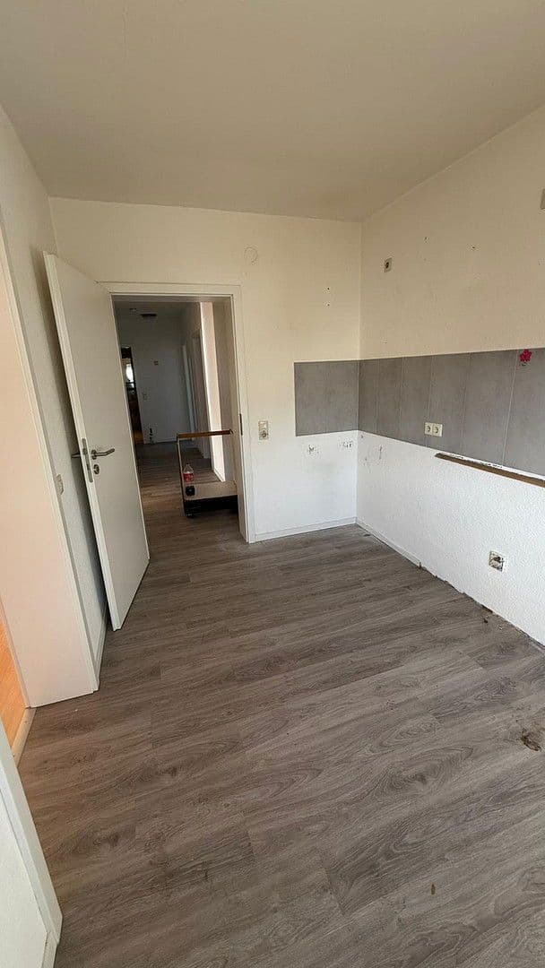 4 bedroom flat to rent, 107 m², Dornburg, Hesse 4 bedroom flat to rent, 107 m², Dornburg, Hesse