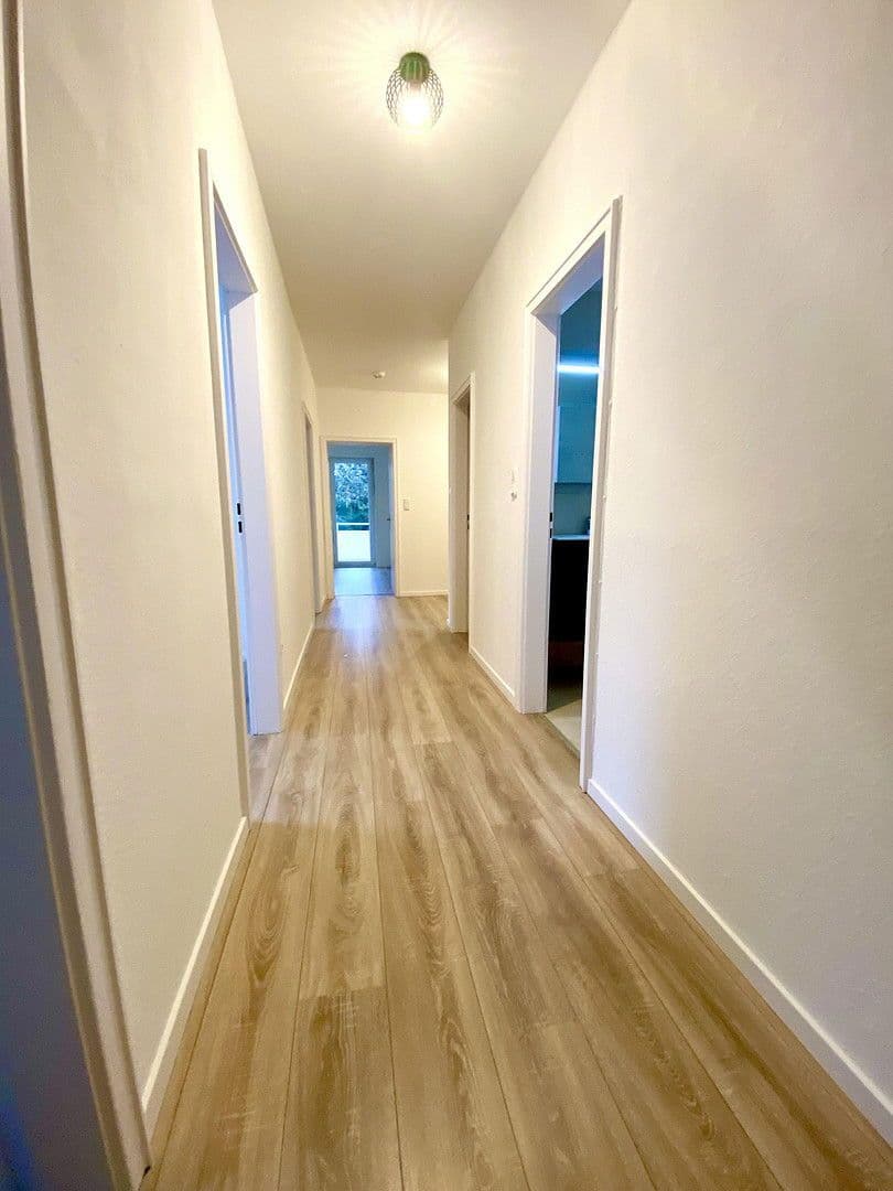 4 bedroom flat for sale, 92 m², Brahmsstr.12, Germering, Bavaria 4 bedroom flat for sale, 92 m², Brahmsstr.12, Germering, Bavaria