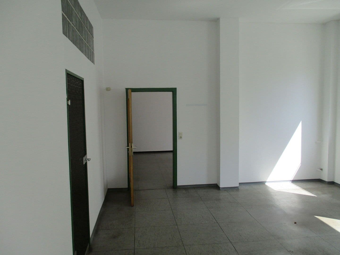 office to rent, 115 m², Kaiserslautern, Rhineland-Palatinate office to rent, 115 m², Kaiserslautern, Rhineland-Palatinate