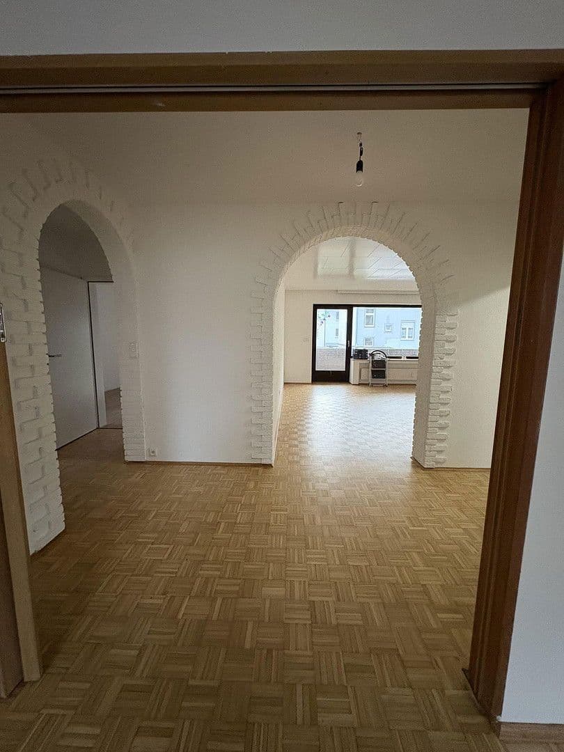 2 bedroom with open-plan kitchen flat to rent, 94 m², Luisenstraße 24, Gladbeck, North Rhine-Westphalia 2 bedroom with open-plan kitchen flat to rent, 94 m², Luisenstraße 24, Gladbeck, North Rhine-Westphalia