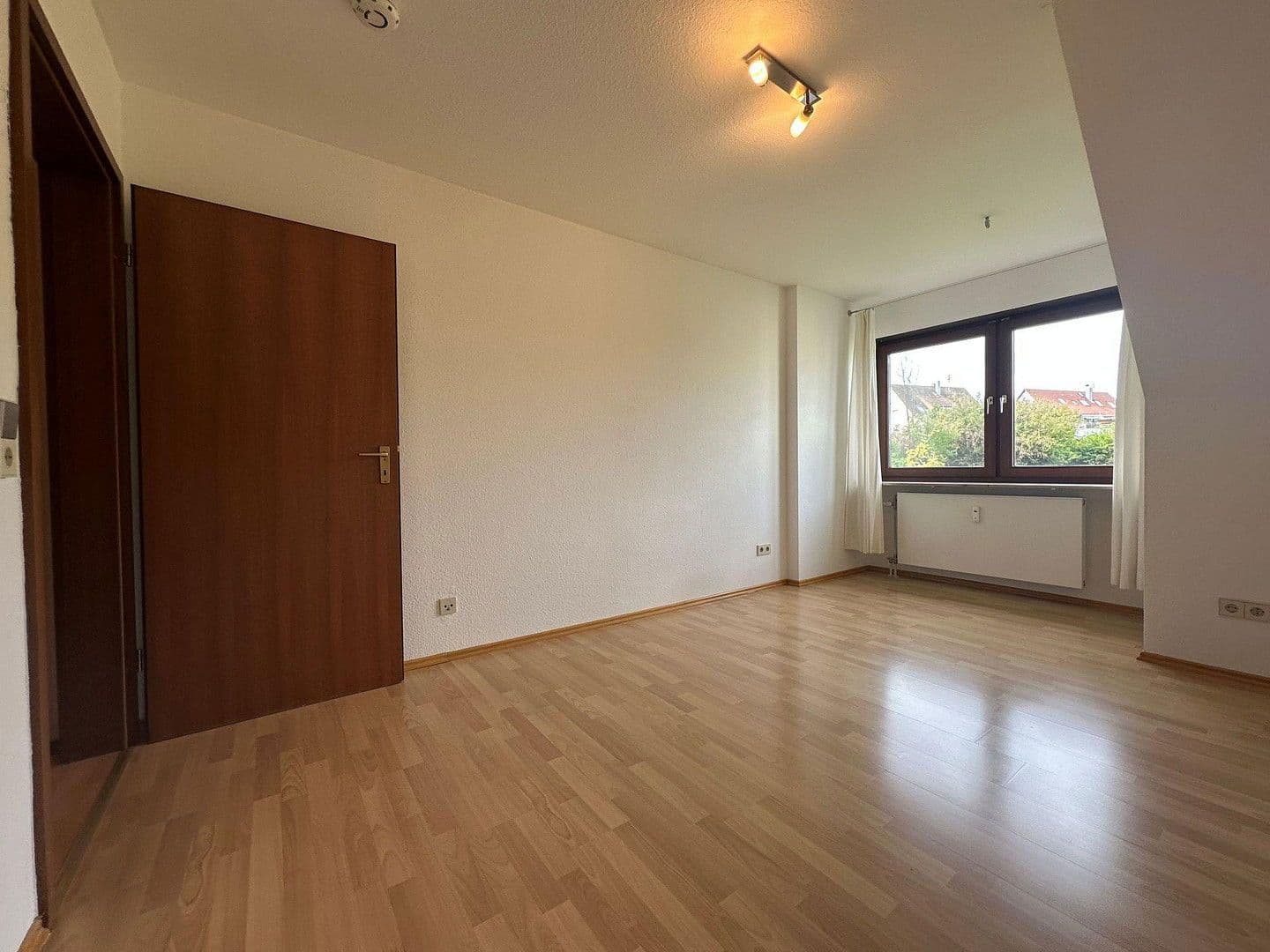 2 bedroom with open-plan kitchen flat for sale, 84 m², Weinstadt, Baden-Württemberg 2 bedroom with open-plan kitchen flat for sale, 84 m², Weinstadt, Baden-Württemberg