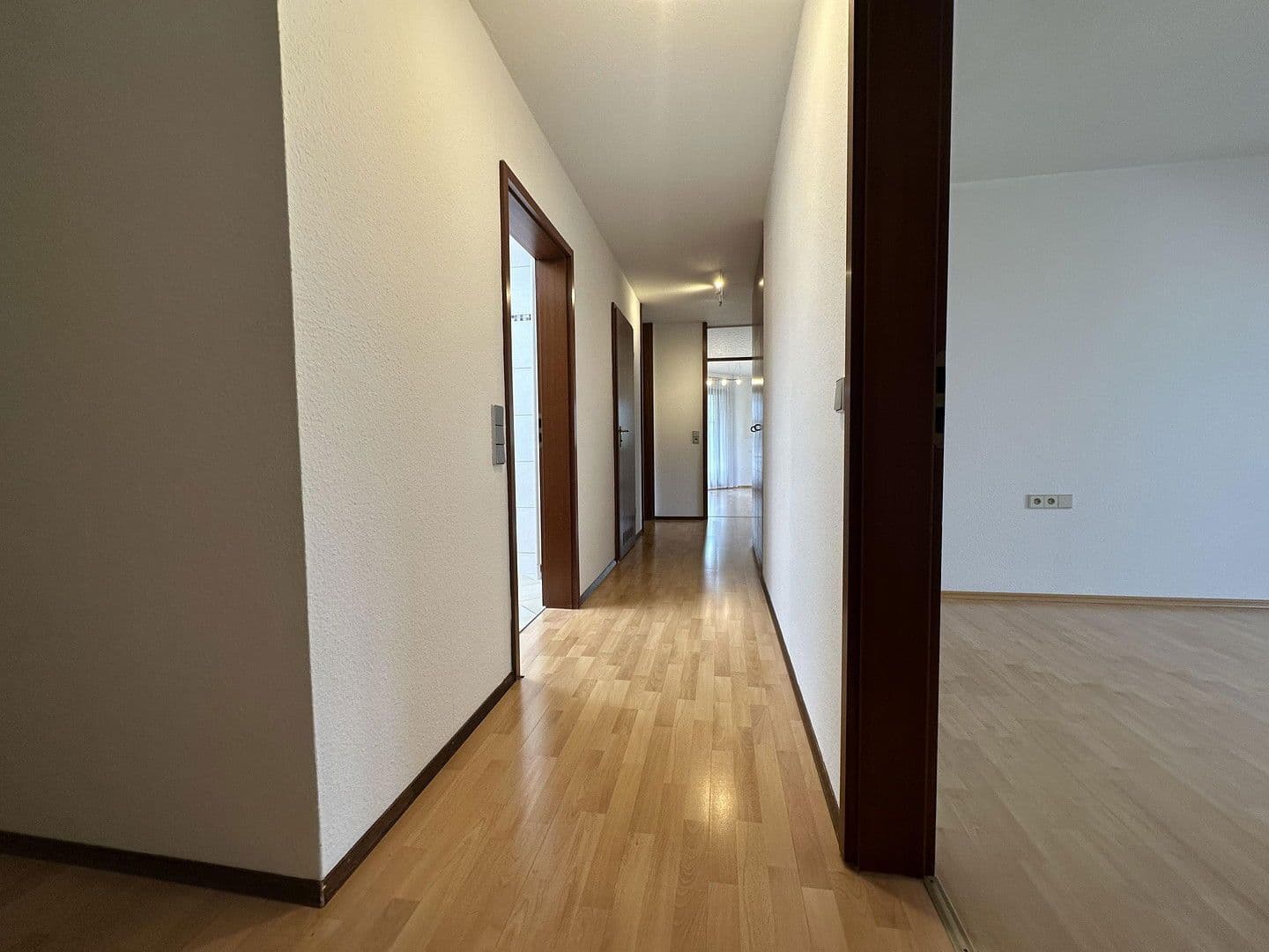 2 bedroom with open-plan kitchen flat for sale, 84 m², Weinstadt, Baden-Württemberg 2 bedroom with open-plan kitchen flat for sale, 84 m², Weinstadt, Baden-Württemberg
