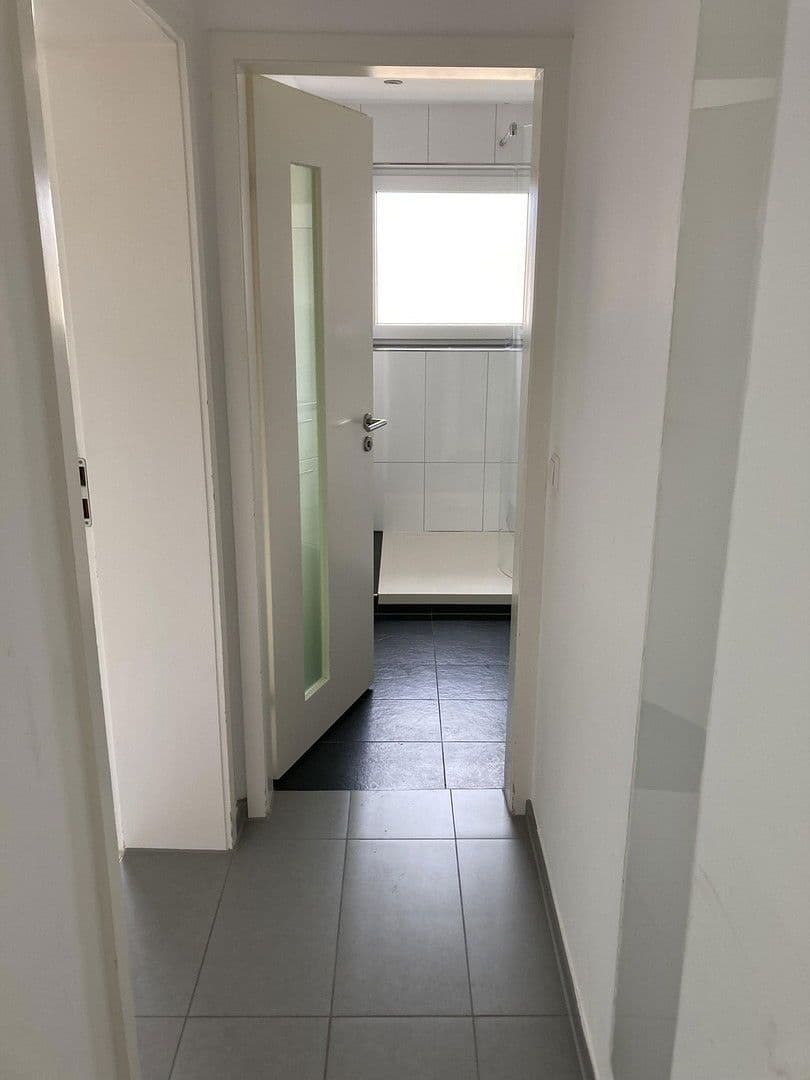 2 bedroom with open-plan kitchen flat to rent, 72 m², Ehningen, Baden-Württemberg 2 bedroom with open-plan kitchen flat to rent, 72 m², Ehningen, Baden-Württemberg