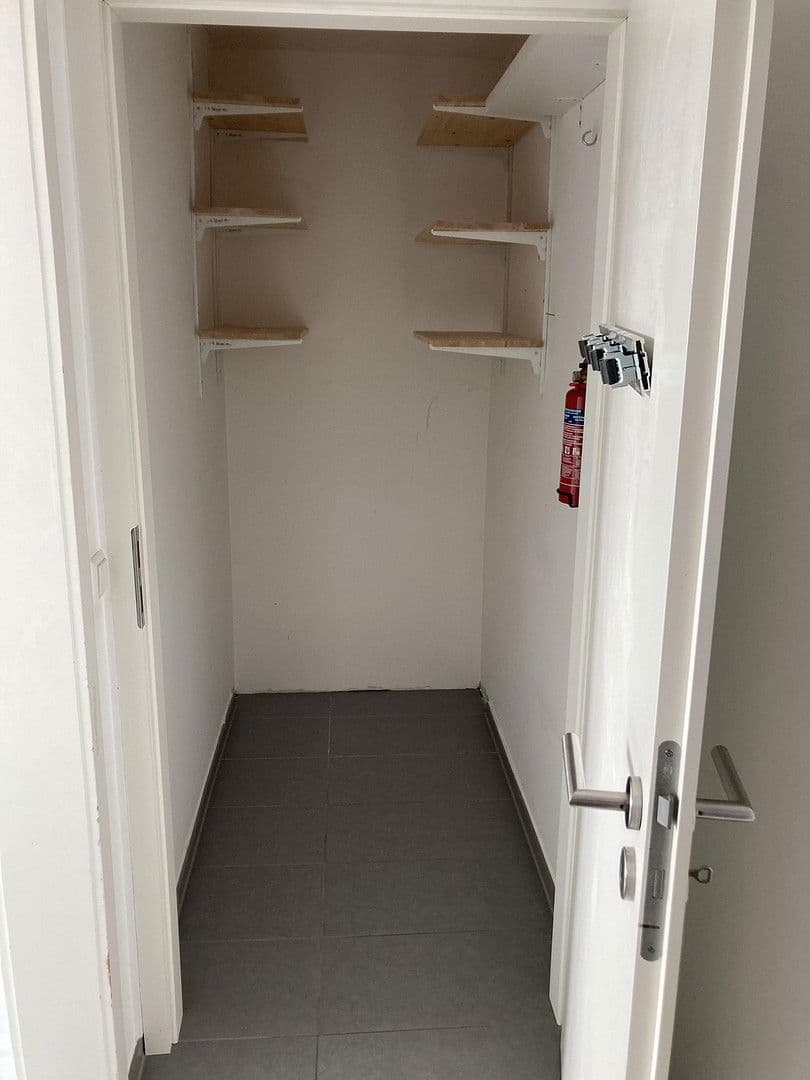 2 bedroom with open-plan kitchen flat to rent, 72 m², Ehningen, Baden-Württemberg 2 bedroom with open-plan kitchen flat to rent, 72 m², Ehningen, Baden-Württemberg