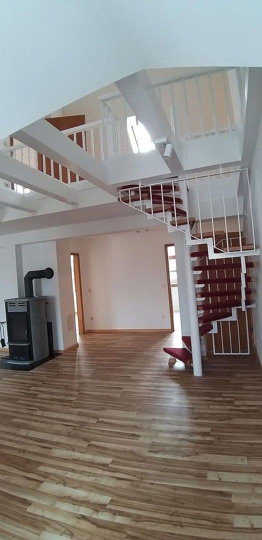 2 bedroom with open-plan kitchen flat to rent, 118 m², Pollingerstr. 1, Weilheim in Oberbayern, Bavaria 2 bedroom with open-plan kitchen flat to rent, 118 m², Pollingerstr. 1, Weilheim in Oberbayern, Bavaria