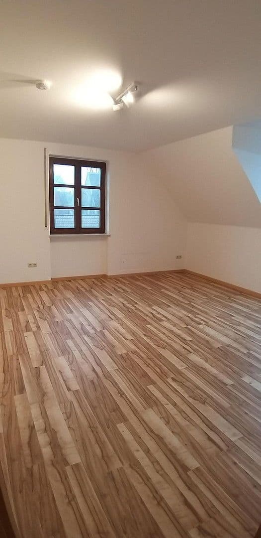 2 bedroom with open-plan kitchen flat to rent, 118 m², Pollingerstr. 1, Weilheim in Oberbayern, Bavaria 2 bedroom with open-plan kitchen flat to rent, 118 m², Pollingerstr. 1, Weilheim in Oberbayern, Bavaria