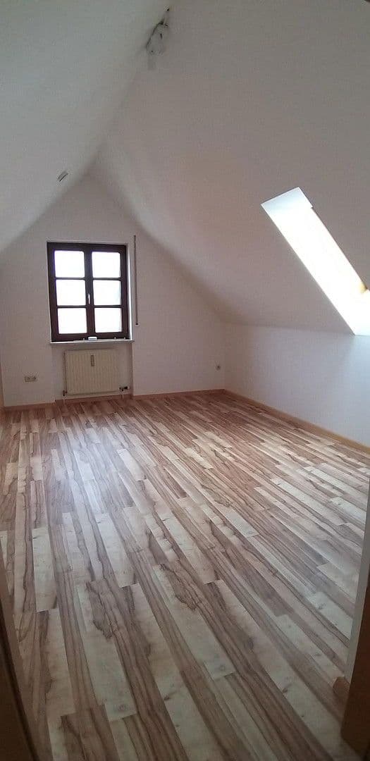 2 bedroom with open-plan kitchen flat to rent, 118 m², Pollingerstr. 1, Weilheim in Oberbayern, Bavaria 2 bedroom with open-plan kitchen flat to rent, 118 m², Pollingerstr. 1, Weilheim in Oberbayern, Bavaria
