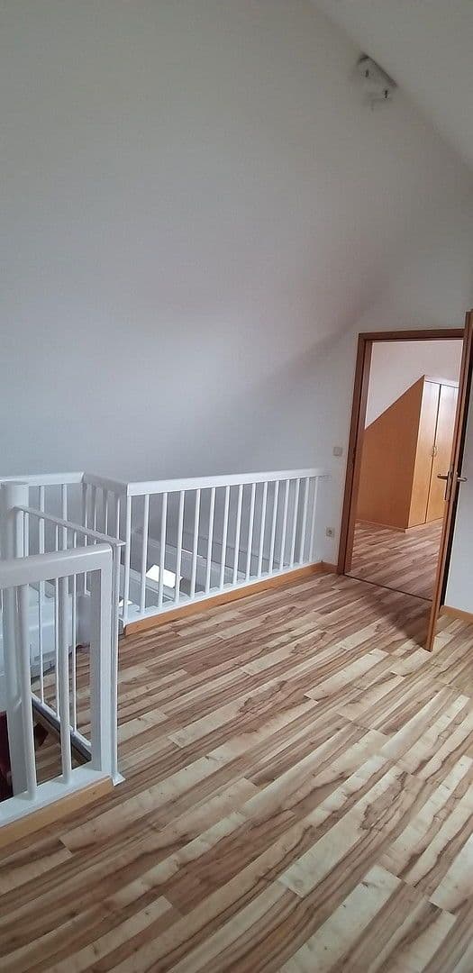 2 bedroom with open-plan kitchen flat to rent, 118 m², Pollingerstr. 1, Weilheim in Oberbayern, Bavaria 2 bedroom with open-plan kitchen flat to rent, 118 m², Pollingerstr. 1, Weilheim in Oberbayern, Bavaria