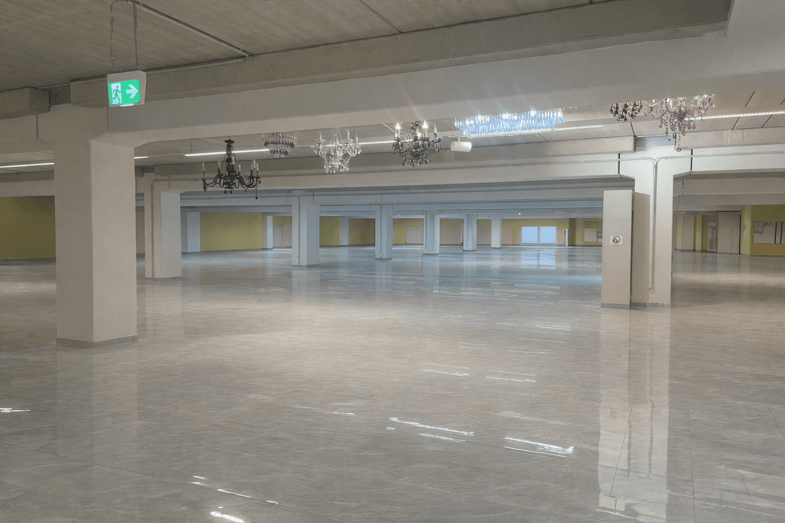 non-residential property to rent, 1,280 m², Pastetten, Bavaria non-residential property to rent, 1,280 m², Pastetten, Bavaria