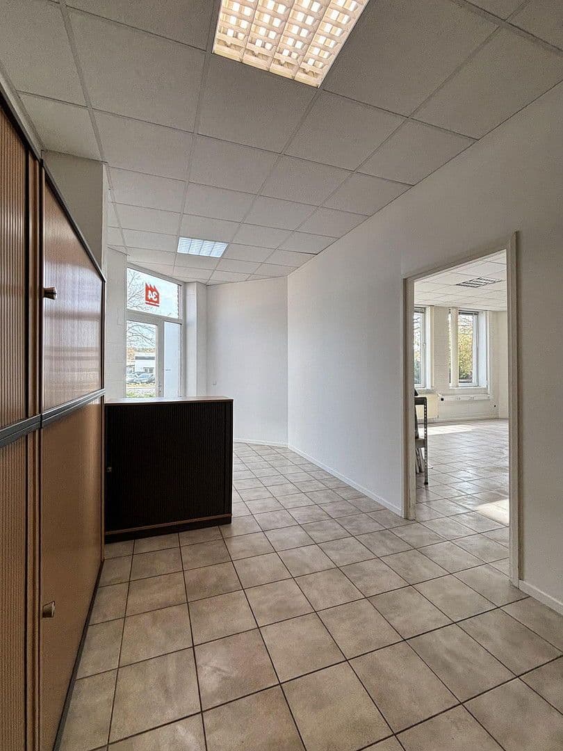 office to rent, 275 m², Weihersfeld 34, Brüggen, North Rhine-Westphalia office to rent, 275 m², Weihersfeld 34, Brüggen, North Rhine-Westphalia
