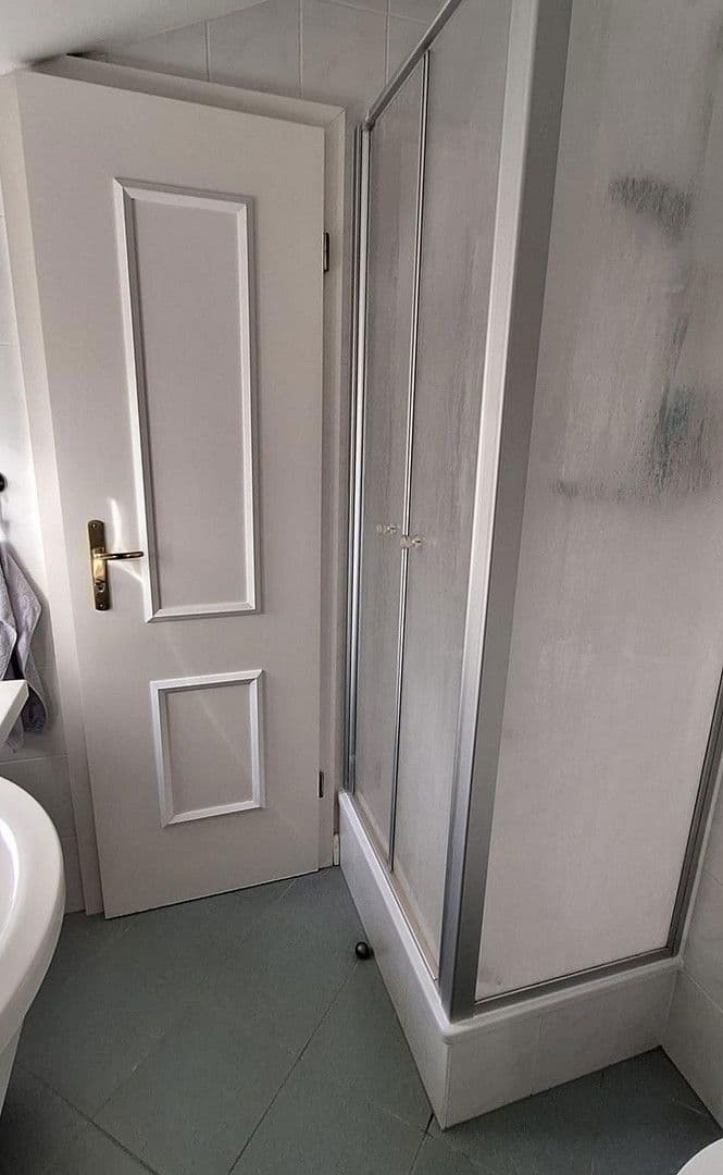 2 bedroom with open-plan kitchen flat to rent, 100 m², Deubener Str. 37, Dresden, Saxony 2 bedroom with open-plan kitchen flat to rent, 100 m², Deubener Str. 37, Dresden, Saxony