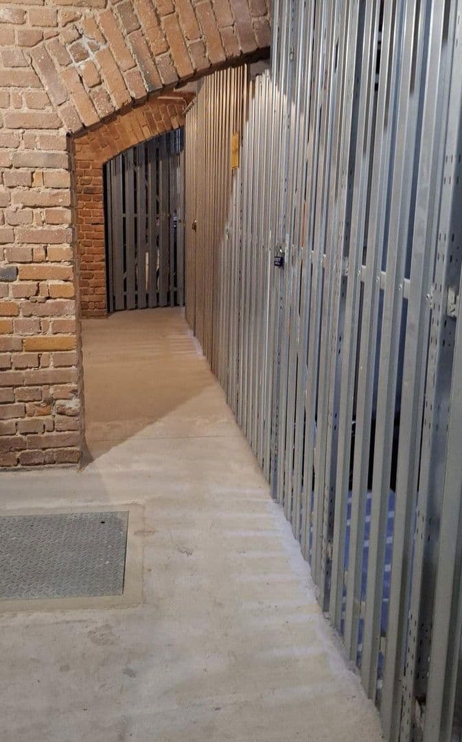 2 bedroom with open-plan kitchen flat to rent, 100 m², Deubener Str. 37, Dresden, Saxony 2 bedroom with open-plan kitchen flat to rent, 100 m², Deubener Str. 37, Dresden, Saxony