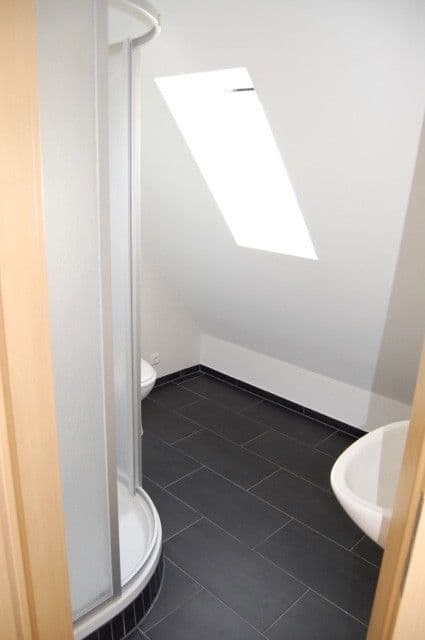 house to rent, 102 m², Kuttlerstr. 15, Erlangen, Bavaria house to rent, 102 m², Kuttlerstr. 15, Erlangen, Bavaria