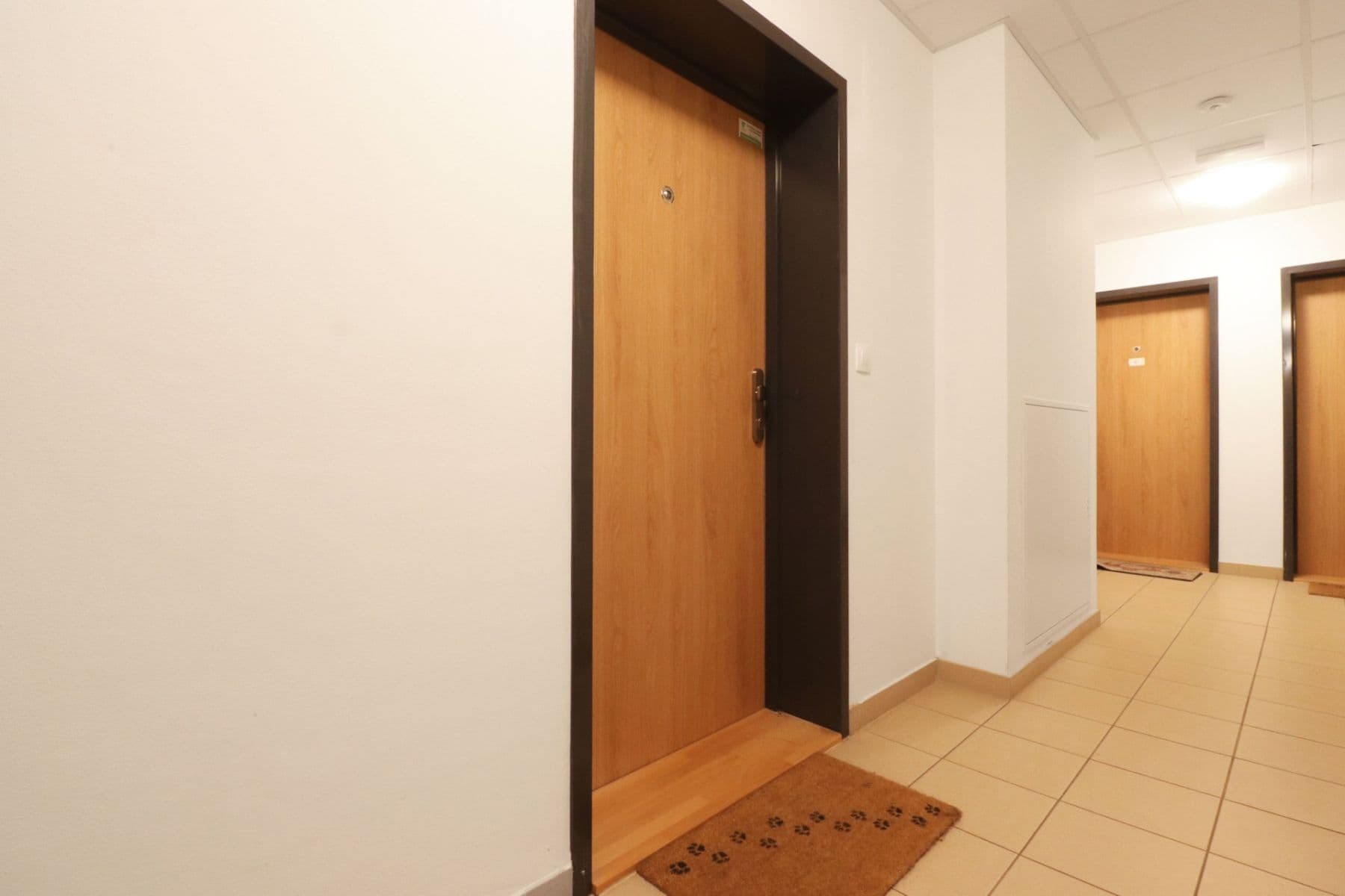 Studio flat to rent, 32 m², Pšeničná, Hostivice, Středočeský Region Studio flat to rent, 32 m², Pšeničná, Hostivice, Středočeský Region