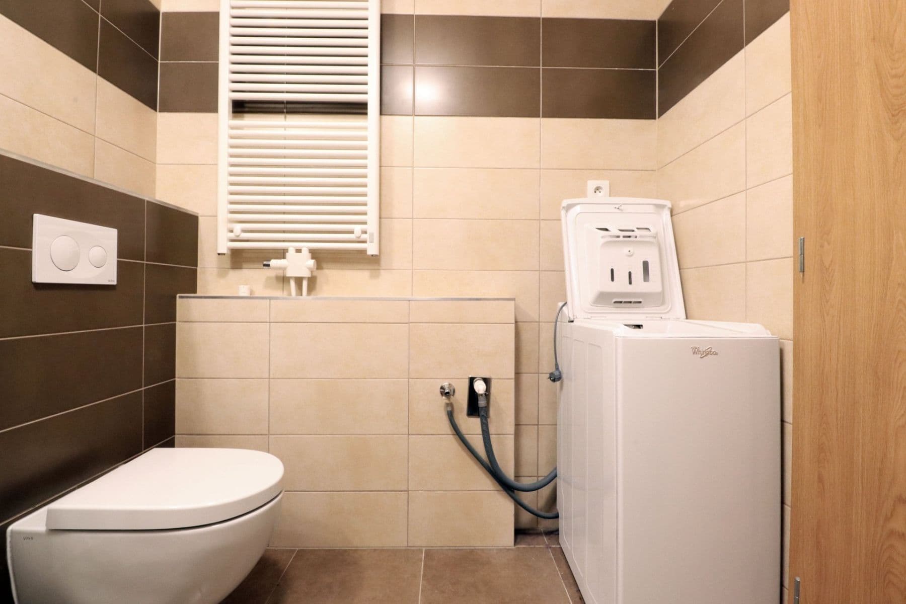 Studio flat to rent, 32 m², Pšeničná, Hostivice, Středočeský Region Studio flat to rent, 32 m², Pšeničná, Hostivice, Středočeský Region