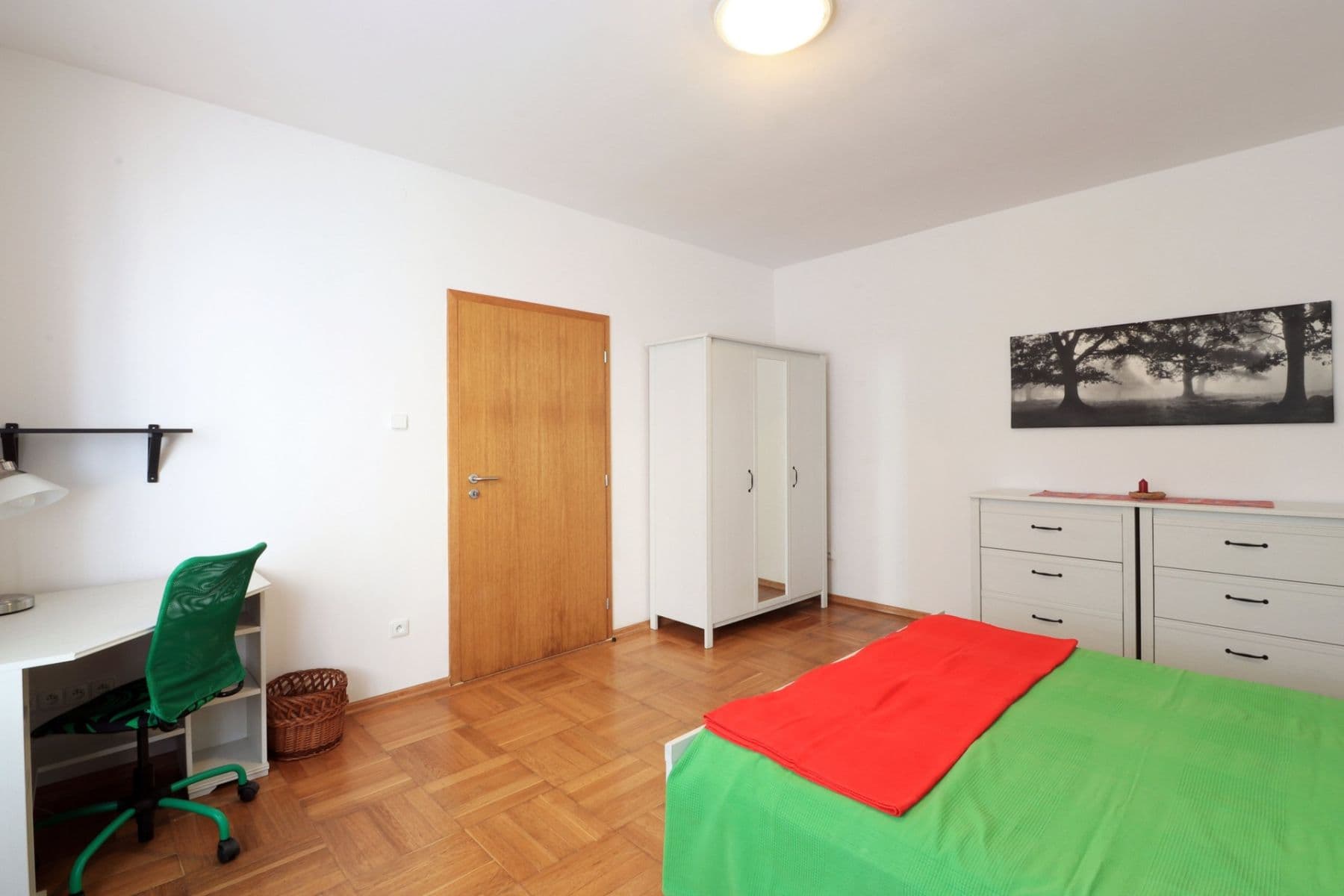 1 bedroom with open-plan kitchen flat to rent, 48 m², Baranova, Prague, Prague 1 bedroom with open-plan kitchen flat to rent, 48 m², Baranova, Prague, Prague