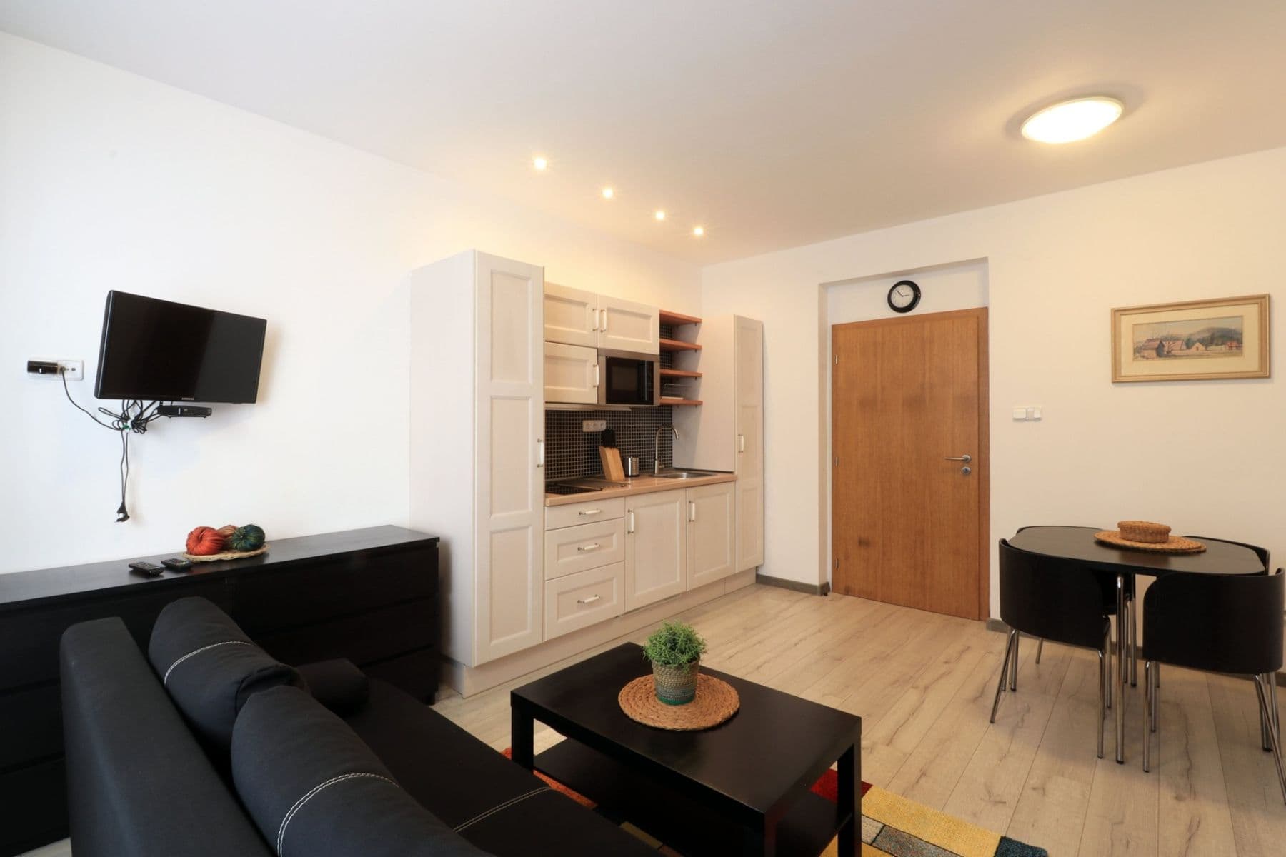 1 bedroom with open-plan kitchen flat to rent, 48 m², Baranova, Prague, Prague 1 bedroom with open-plan kitchen flat to rent, 48 m², Baranova, Prague, Prague