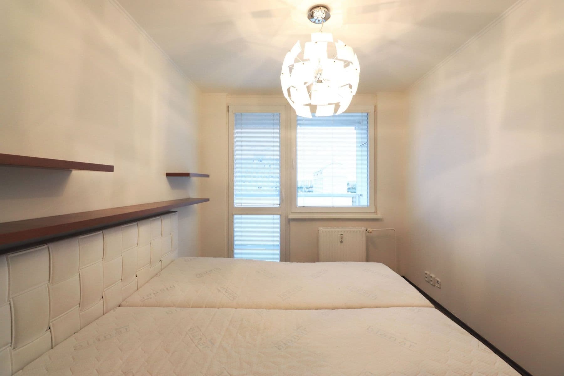 2 bedroom with open-plan kitchen flat to rent, 66 m², Malkovského, Prague, Prague 2 bedroom with open-plan kitchen flat to rent, 66 m², Malkovského, Prague, Prague