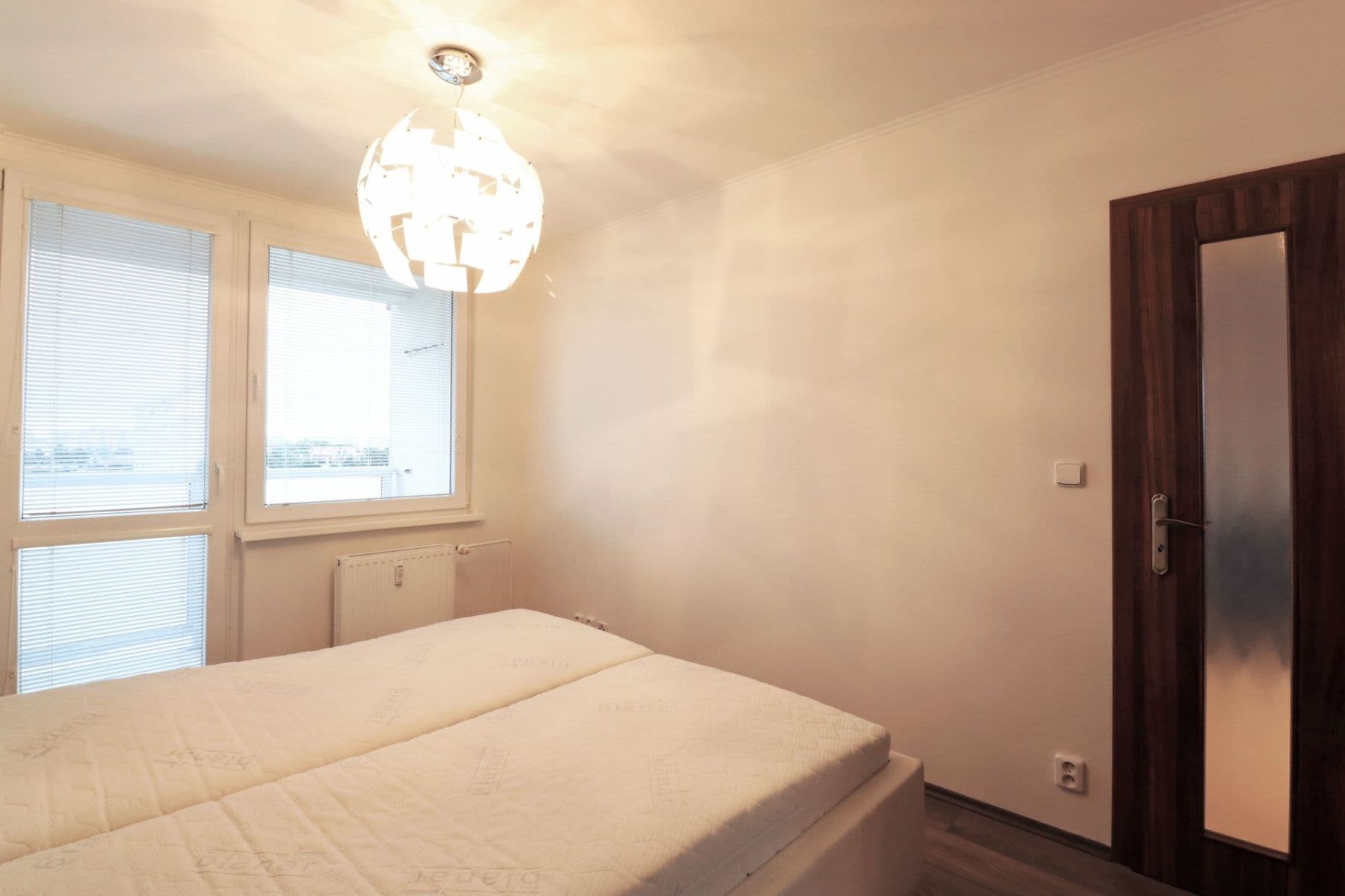 2 bedroom with open-plan kitchen flat to rent, 66 m², Malkovského, Prague, Prague 2 bedroom with open-plan kitchen flat to rent, 66 m², Malkovského, Prague, Prague