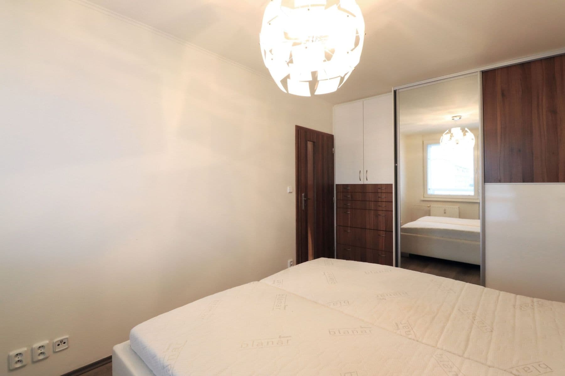 2 bedroom with open-plan kitchen flat to rent, 66 m², Malkovského, Prague, Prague 2 bedroom with open-plan kitchen flat to rent, 66 m², Malkovského, Prague, Prague