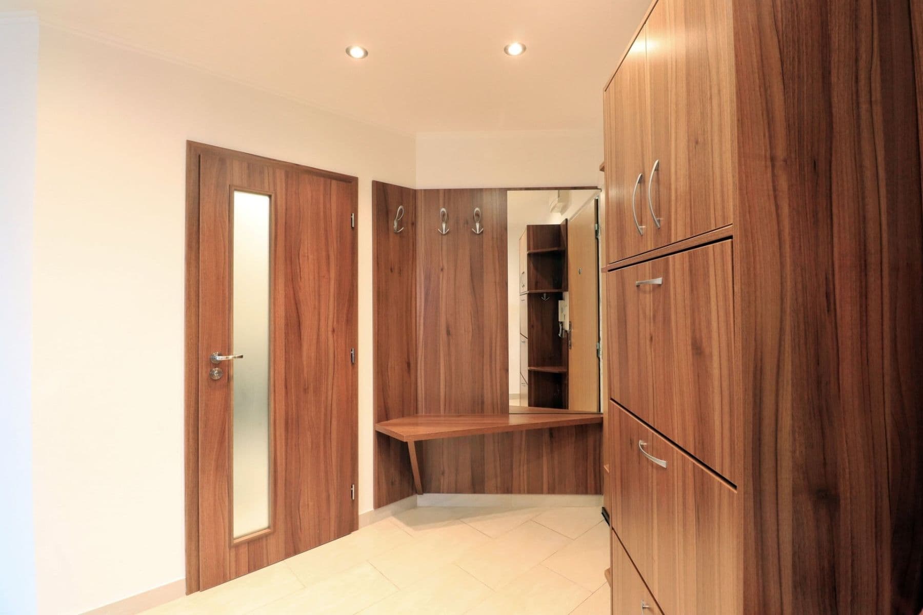 2 bedroom with open-plan kitchen flat to rent, 66 m², Malkovského, Prague, Prague 2 bedroom with open-plan kitchen flat to rent, 66 m², Malkovského, Prague, Prague