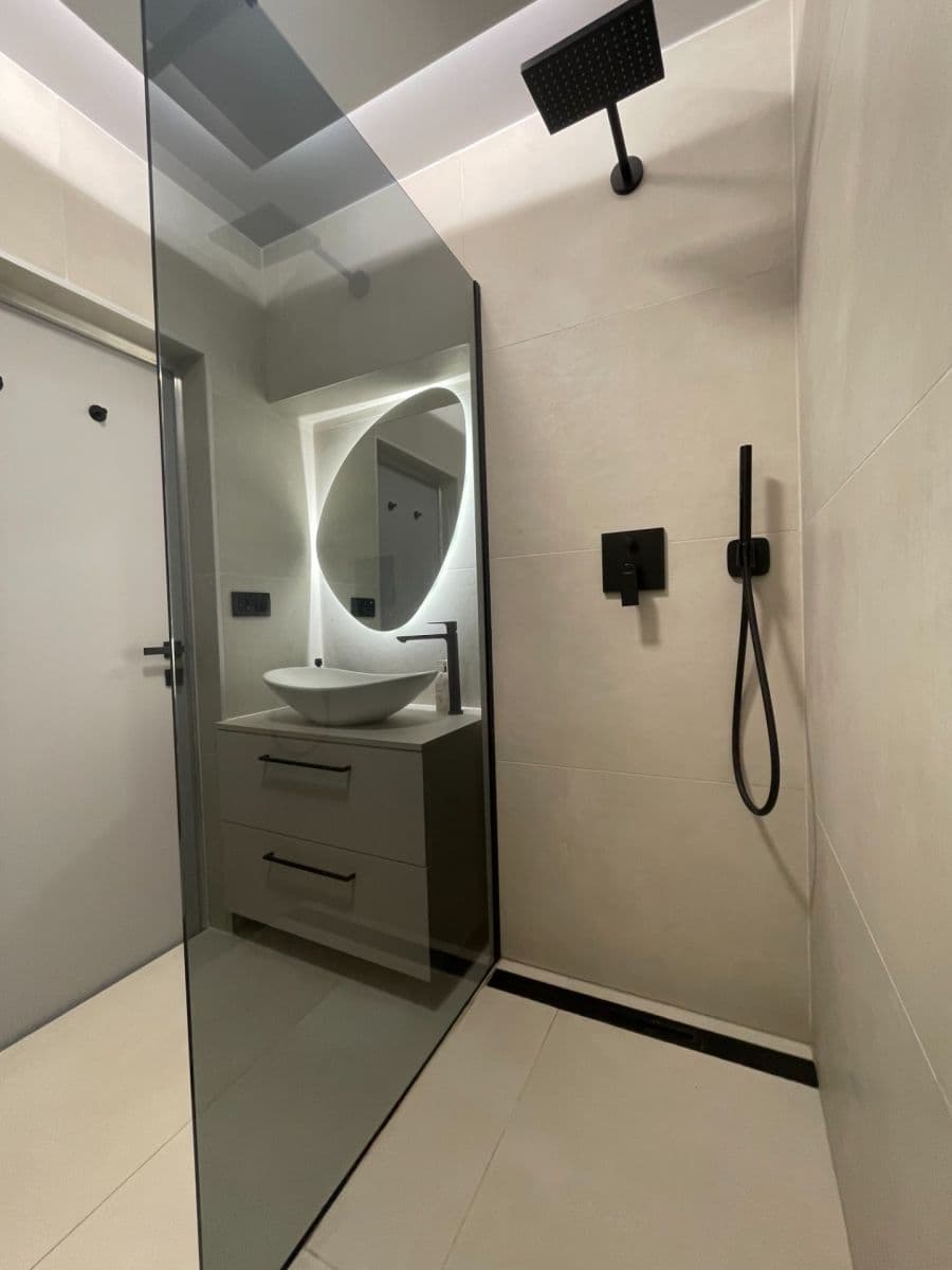 2 bedroom flat to rent, 58 m², Bratislava - mestská časť Staré Mesto, Bratislavský Region 2 bedroom flat to rent, 58 m², Bratislava - mestská časť Staré Mesto, Bratislavský Region