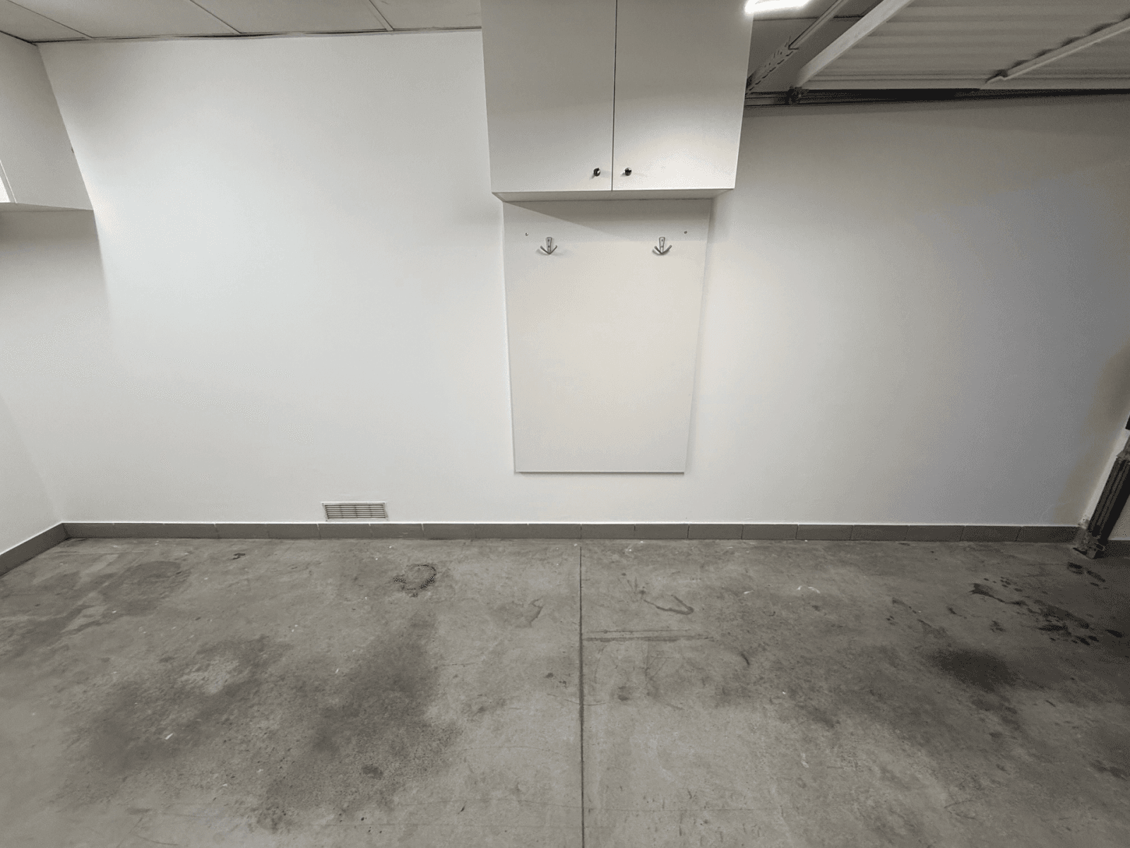 garage to rent, 13 m², Křepelčí, Brno, Jihomoravský Region garage to rent, 13 m², Křepelčí, Brno, Jihomoravský Region