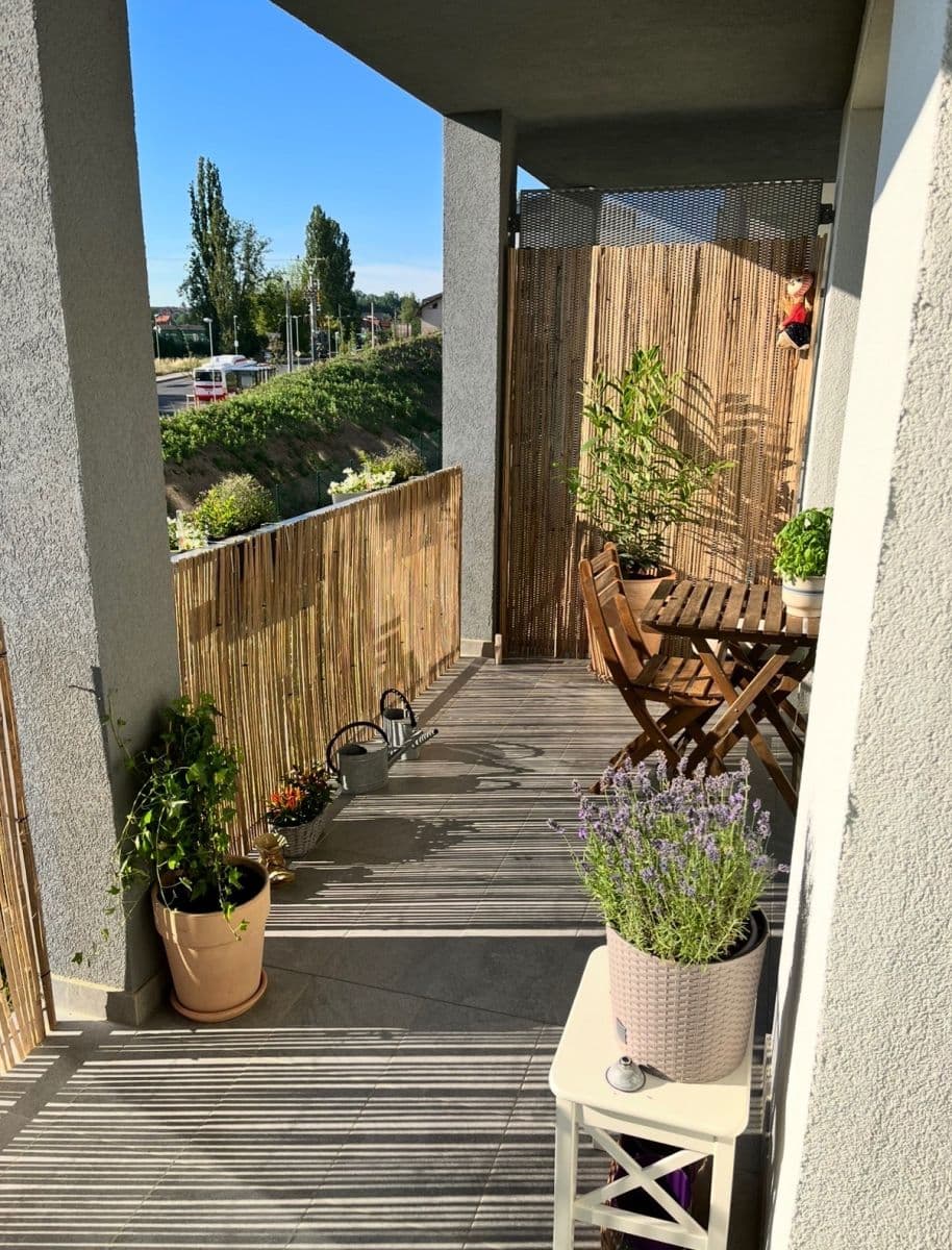 1 bedroom with open-plan kitchen flat for sale, 59 m², Velvarská, Horoměřice, Středočeský Region 1 bedroom with open-plan kitchen flat for sale, 59 m², Velvarská, Horoměřice, Středočeský Region