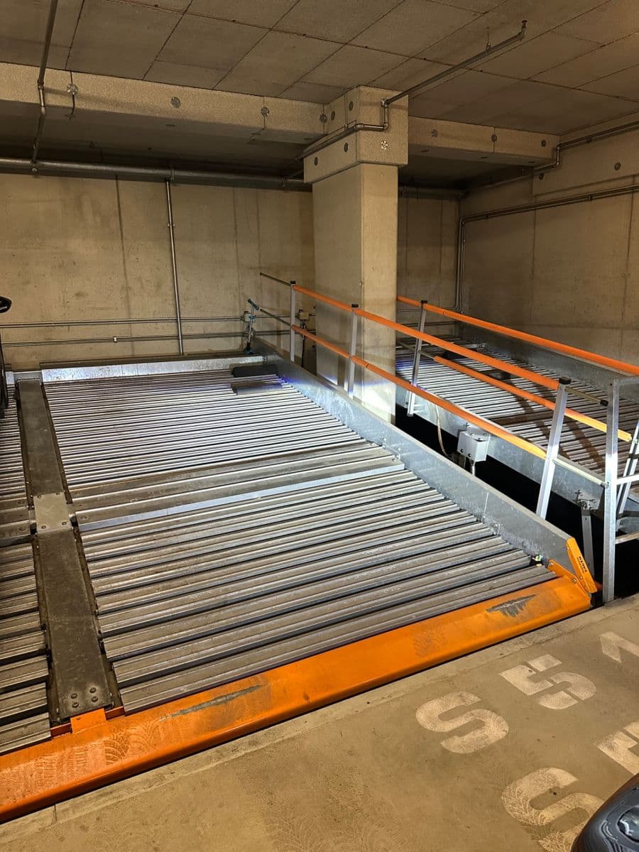 garage to rent, 16 m², Pod Kavalírkou, Prague, Prague garage to rent, 16 m², Pod Kavalírkou, Prague, Prague