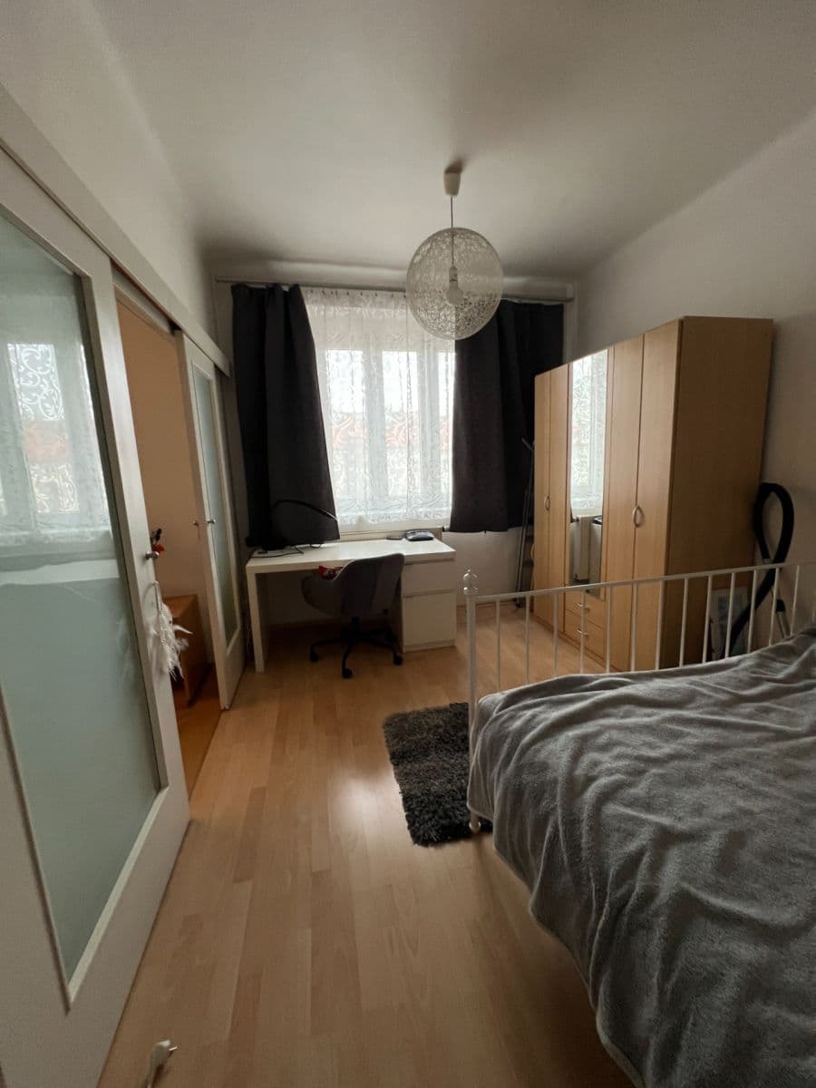 1 bedroom with open-plan kitchen flat to rent, 43 m², Biskupcova, Prague, Prague 1 bedroom with open-plan kitchen flat to rent, 43 m², Biskupcova, Prague, Prague