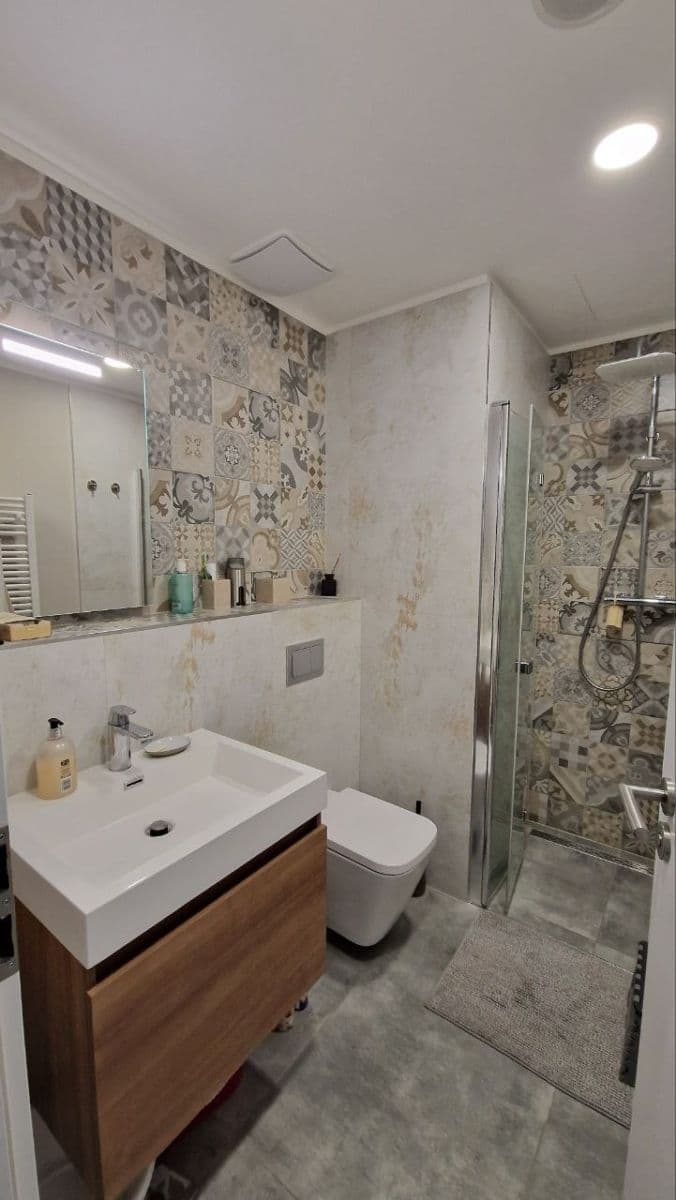 2 bedroom flat to rent, 49 m², Perucká, Prague, Prague 2 bedroom flat to rent, 49 m², Perucká, Prague, Prague