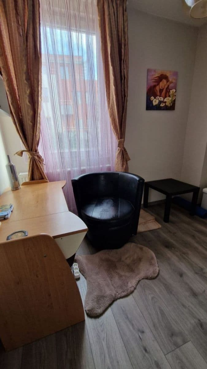 2 bedroom flat to rent, 49 m², Perucká, Prague, Prague 2 bedroom flat to rent, 49 m², Perucká, Prague, Prague