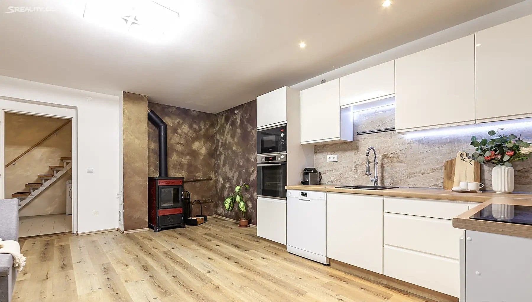 house for sale, 146 m², Koleč, Středočeský Region house for sale, 146 m², Koleč, Středočeský Region