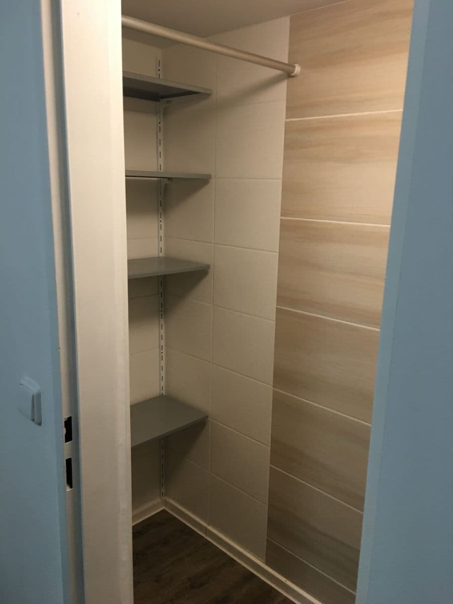 1 bedroom with open-plan kitchen flat to rent, 32 m², Heydukova, Prague, Prague 1 bedroom with open-plan kitchen flat to rent, 32 m², Heydukova, Prague, Prague