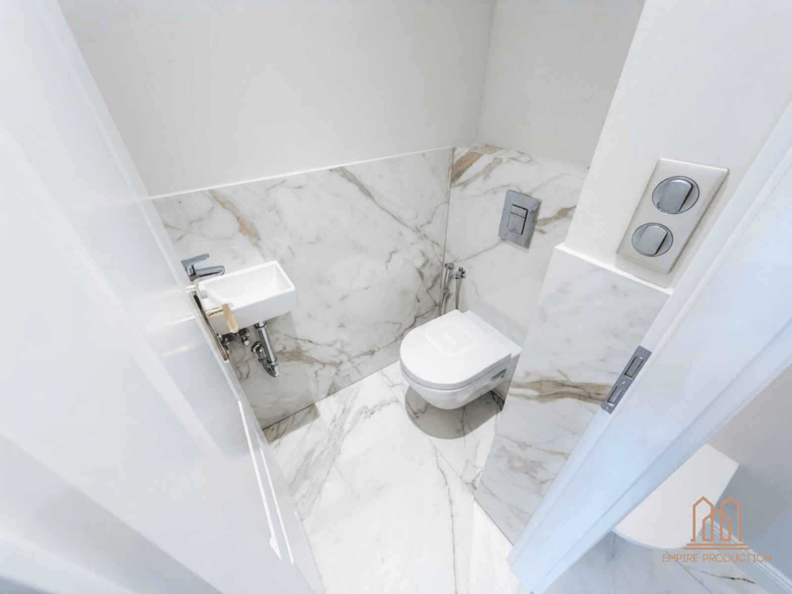 1 bedroom with open-plan kitchen flat for sale, 43 m², 28. pluku, Prague, Prague 1 bedroom with open-plan kitchen flat for sale, 43 m², 28. pluku, Prague, Prague
