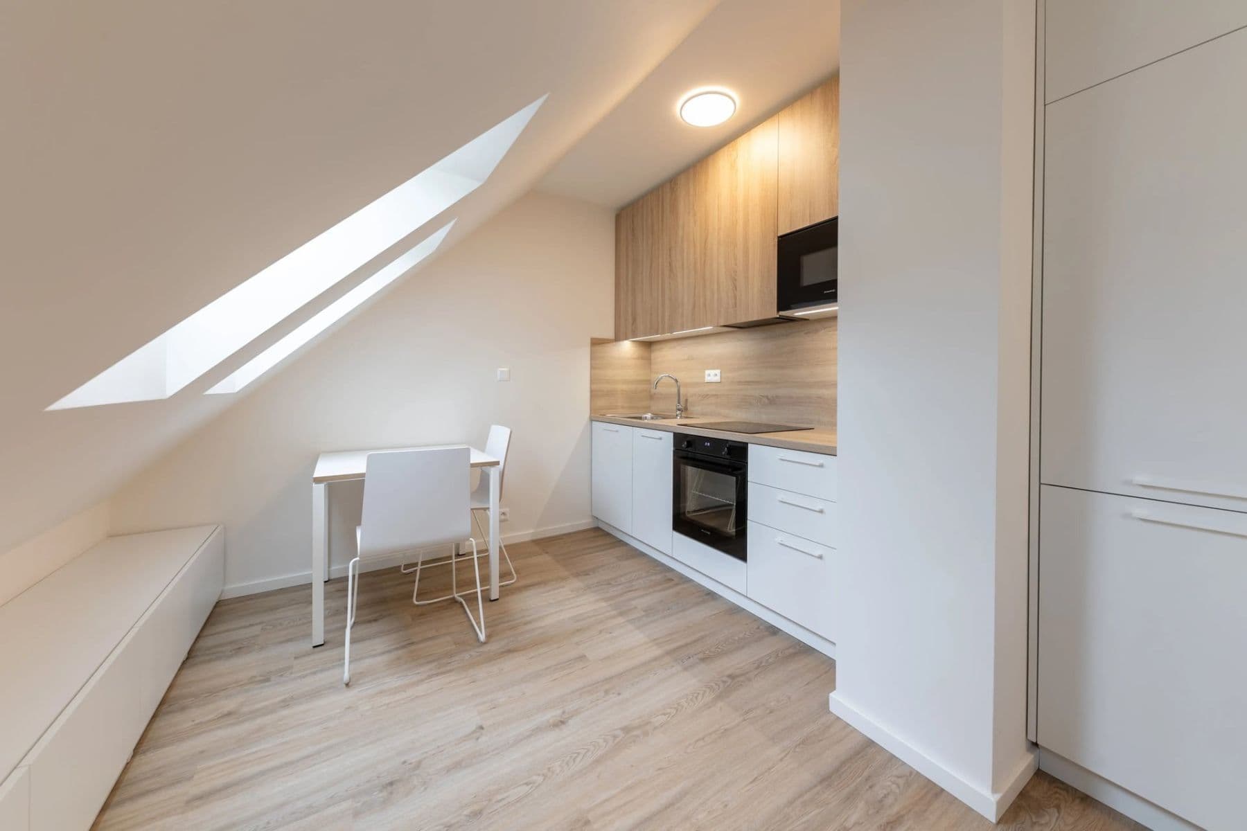 Studio flat to rent, 30 m², Veletržní, Prague, Prague Studio flat to rent, 30 m², Veletržní, Prague, Prague