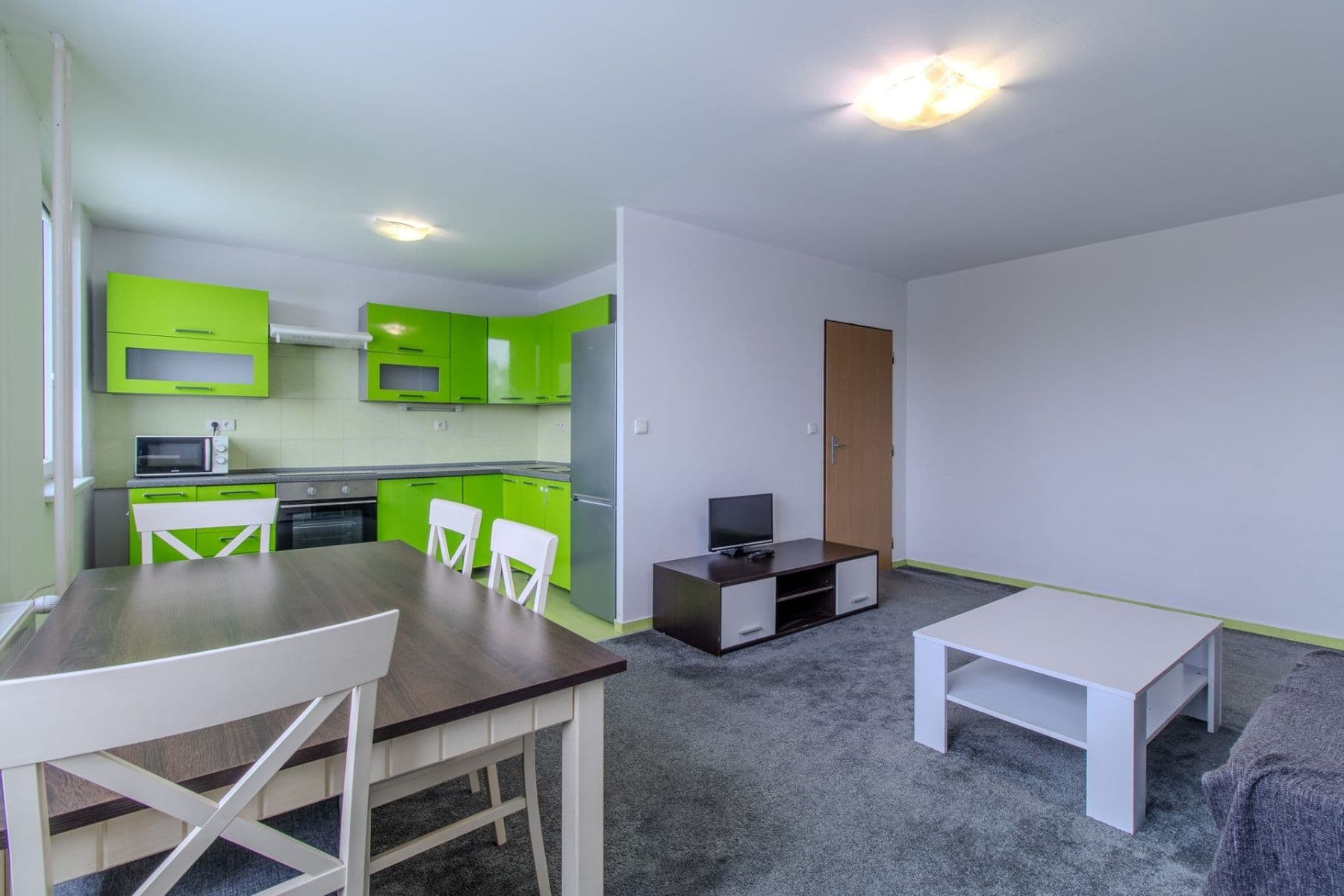 3 bedroom with open-plan kitchen flat to rent, 70 m², Zalužanská, Mladá Boleslav, Středočeský Region 3 bedroom with open-plan kitchen flat to rent, 70 m², Zalužanská, Mladá Boleslav, Středočeský Region