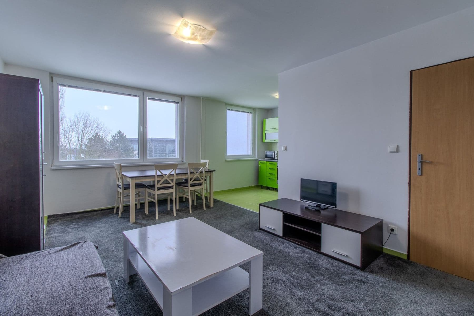 3 bedroom with open-plan kitchen flat to rent, 70 m², Zalužanská, Mladá Boleslav, Středočeský Region 3 bedroom with open-plan kitchen flat to rent, 70 m², Zalužanská, Mladá Boleslav, Středočeský Region