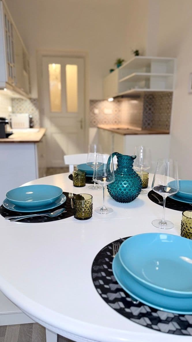 2 bedroom flat to rent, 76 m², Na Zderaze, Prague, Prague 2 bedroom flat to rent, 76 m², Na Zderaze, Prague, Prague