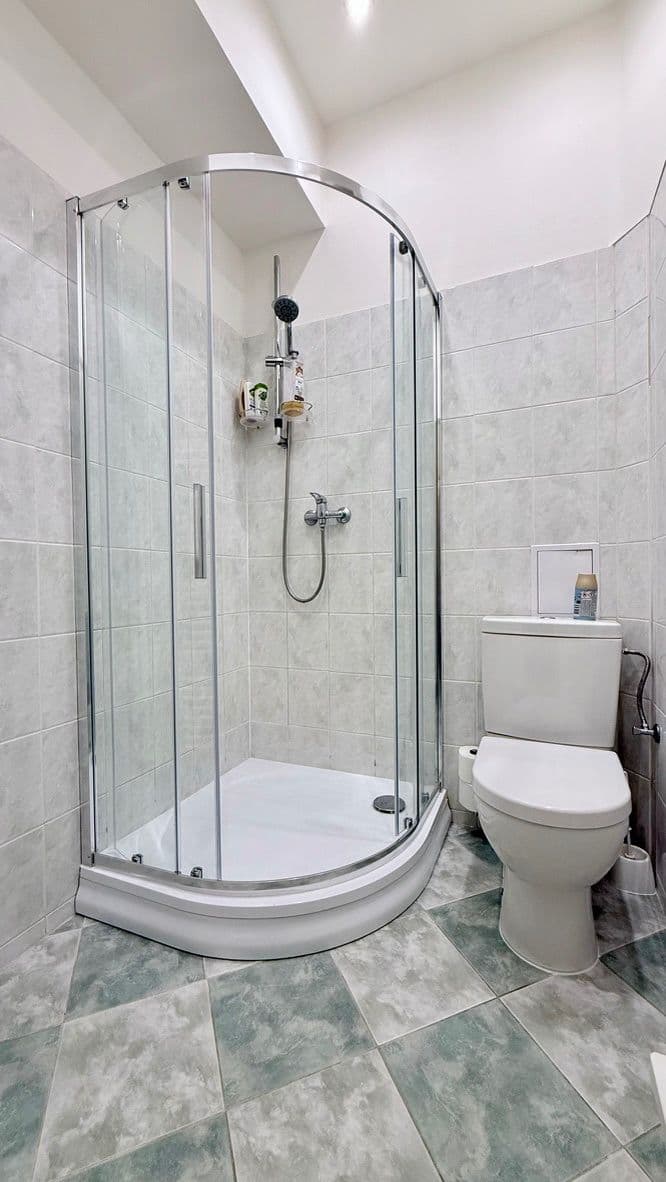 2 bedroom flat to rent, 76 m², Na Zderaze, Prague, Prague 2 bedroom flat to rent, 76 m², Na Zderaze, Prague, Prague