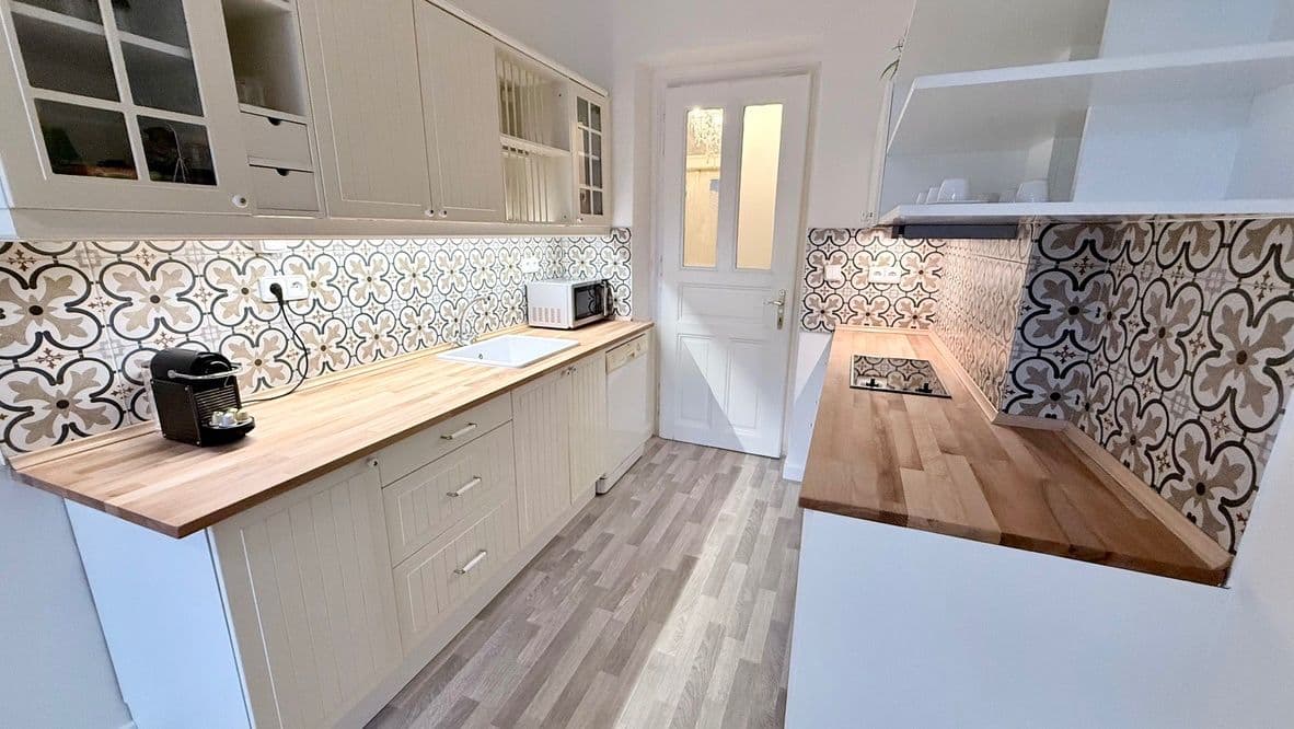 2 bedroom flat to rent, 76 m², Na Zderaze, Prague, Prague 2 bedroom flat to rent, 76 m², Na Zderaze, Prague, Prague