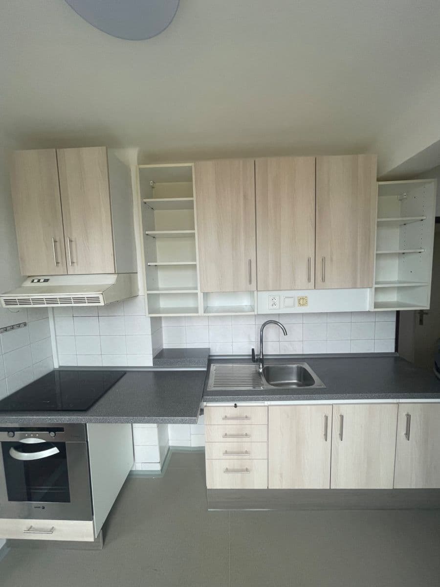 3 bedroom flat to rent, 60 m², Jandova, Poděbrady, Středočeský Region 3 bedroom flat to rent, 60 m², Jandova, Poděbrady, Středočeský Region