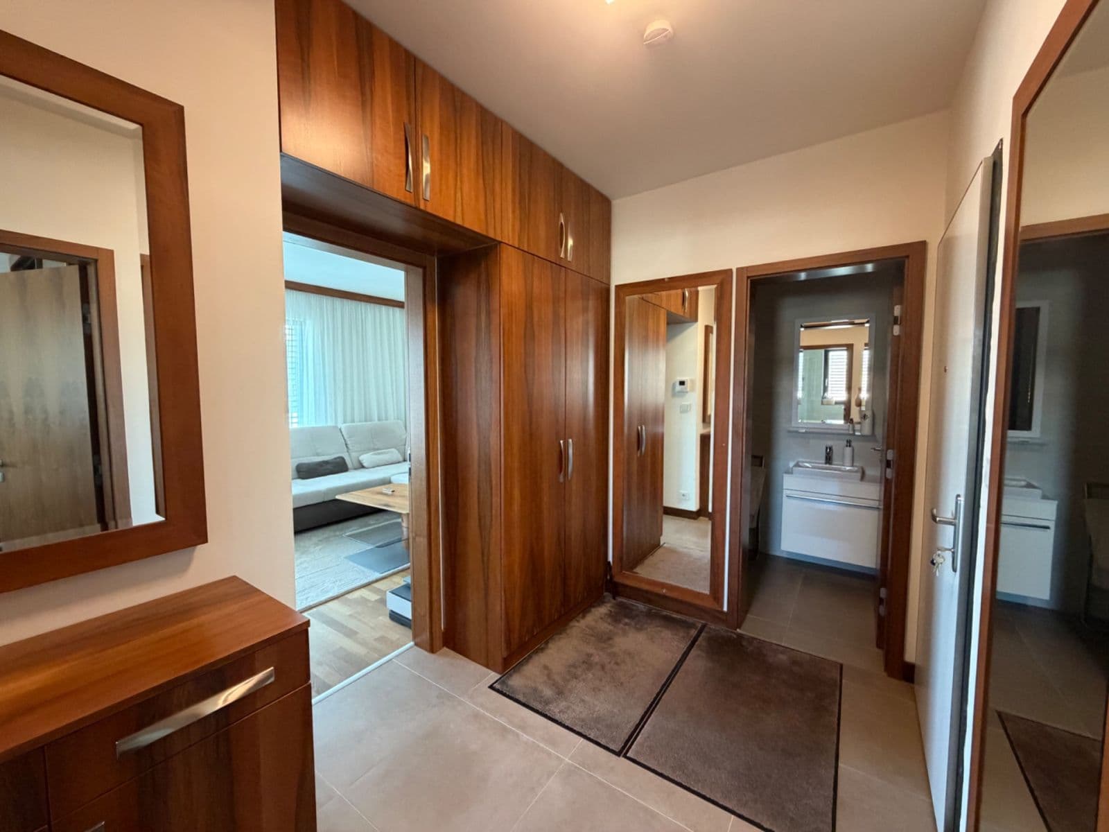 1 bedroom with open-plan kitchen flat for sale, 58 m², Kloudova, Prague, Prague 1 bedroom with open-plan kitchen flat for sale, 58 m², Kloudova, Prague, Prague